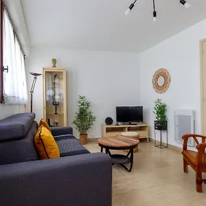https://au-cur-des-lices.midi-pyreneeshotels.com