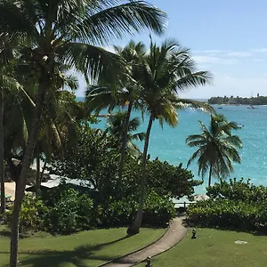 https://studio-les-pieds-dans-leau.comcaribbean.com